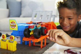 Hot Wheels Monster Trucks trase Sprādziens stacijā HFB12